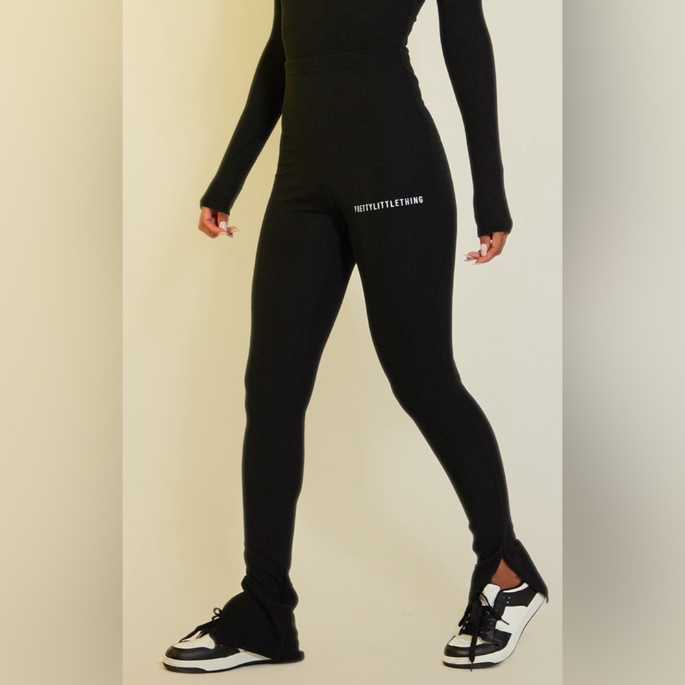 PRETTYLITTLETHING Black Crinkle Rib Split Hem Leggings